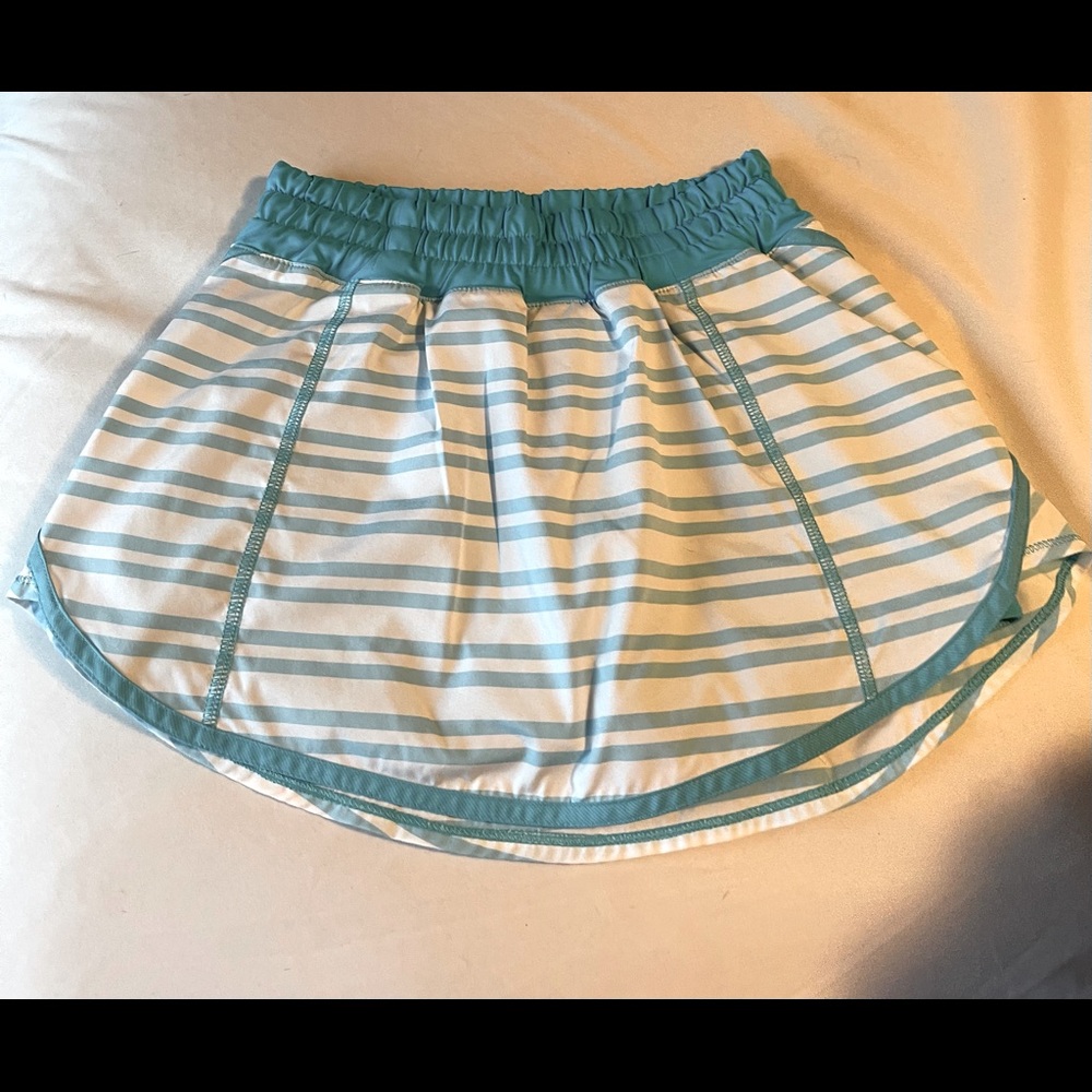 Lululemon Skirt. Size 2.